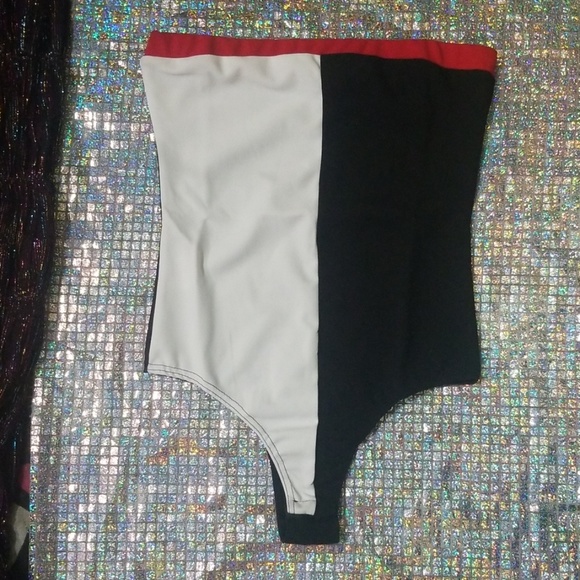 TUBE TOP BODYSUIT. 🌺HP🌺 - Picture 7 of 8